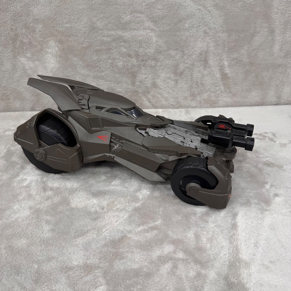 2015 Mattel DC Batman v Superman Dawn of Justice Batmobile Vehicle DHY28 14 Inch